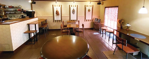 CLAXON coffee 店舗内