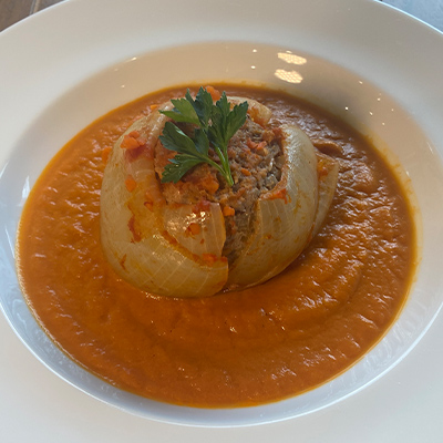 玉ねぎの肉詰め